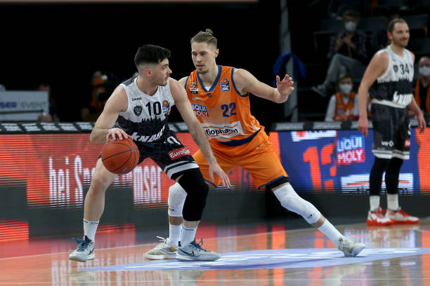 在高强度赛 在高强度赛