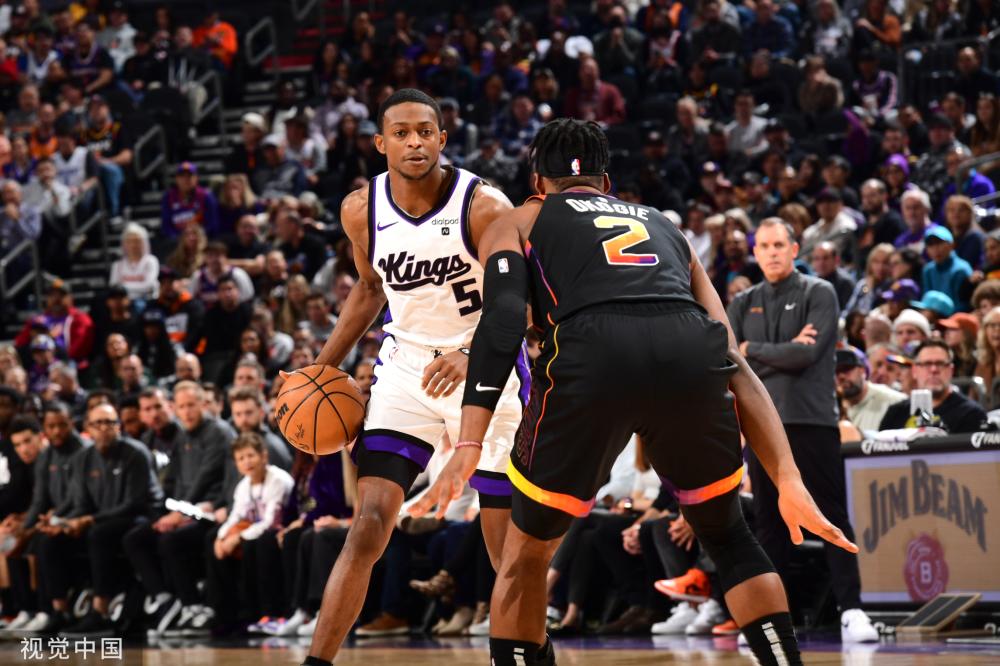 出了精辟的 出了精辟的